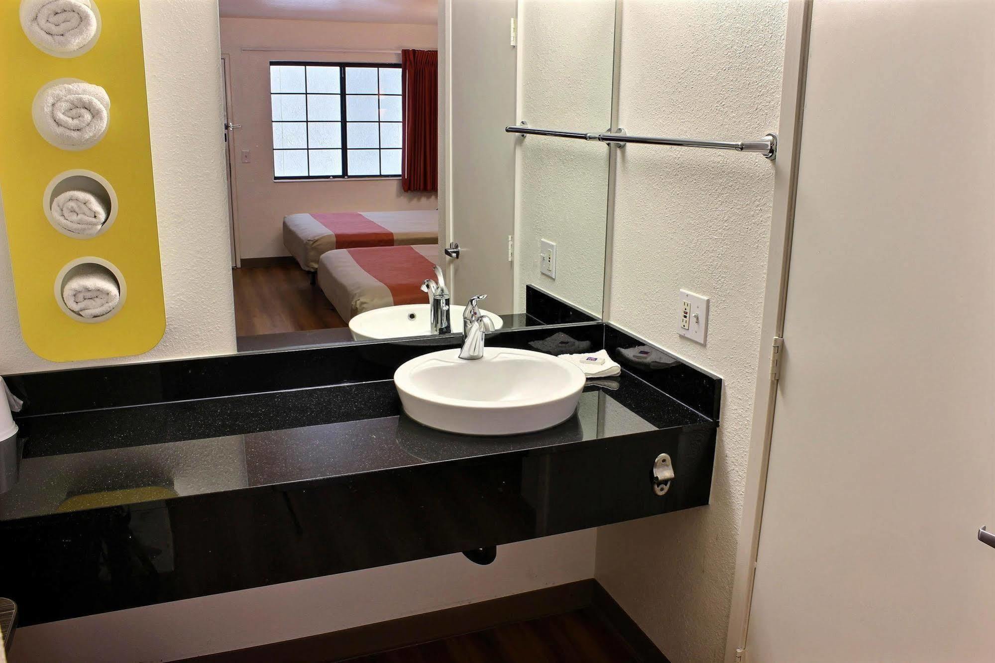 Motel 6-Paso Robles, Ca المظهر الخارجي الصورة