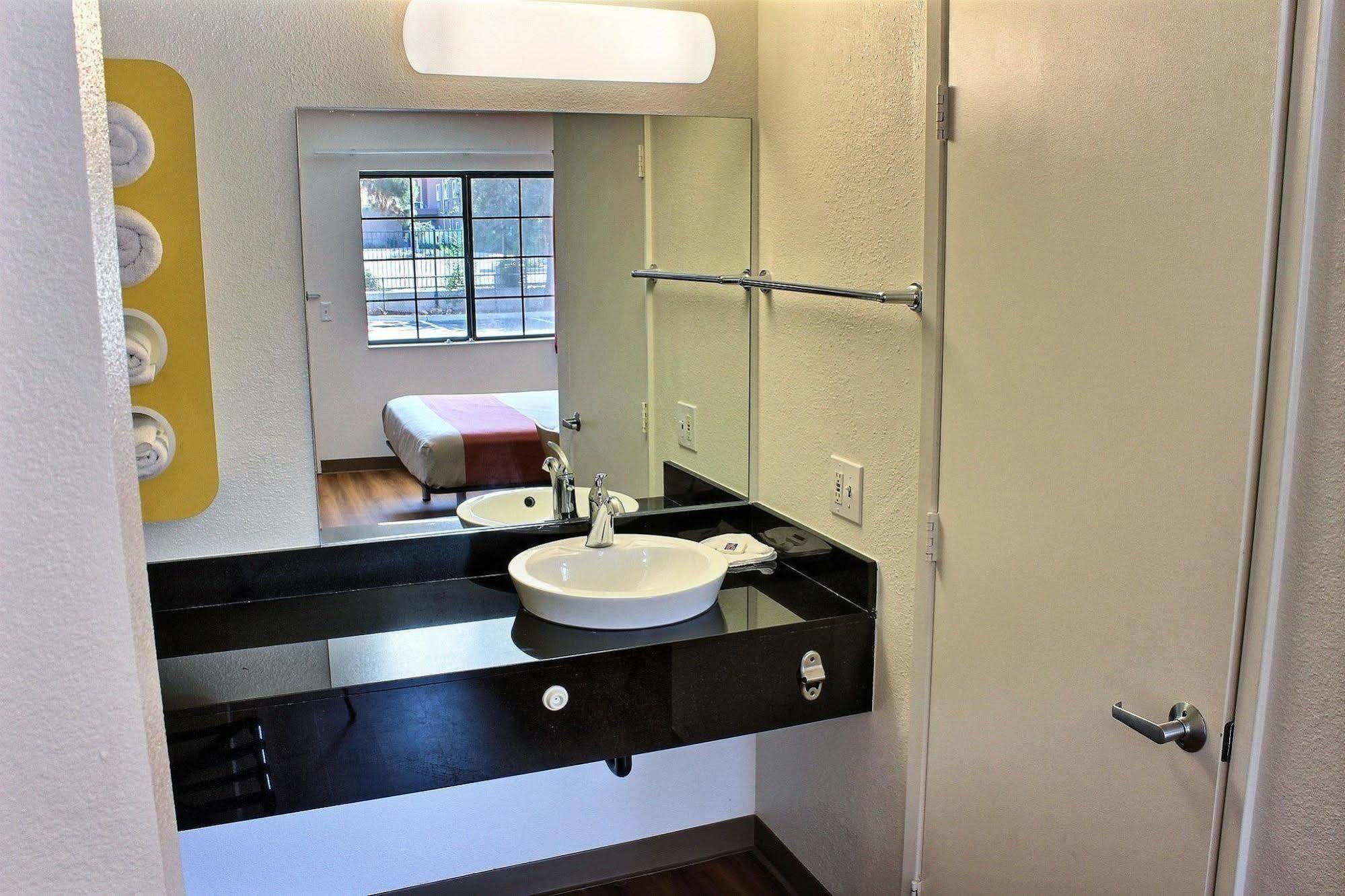 Motel 6-Paso Robles, Ca المظهر الخارجي الصورة