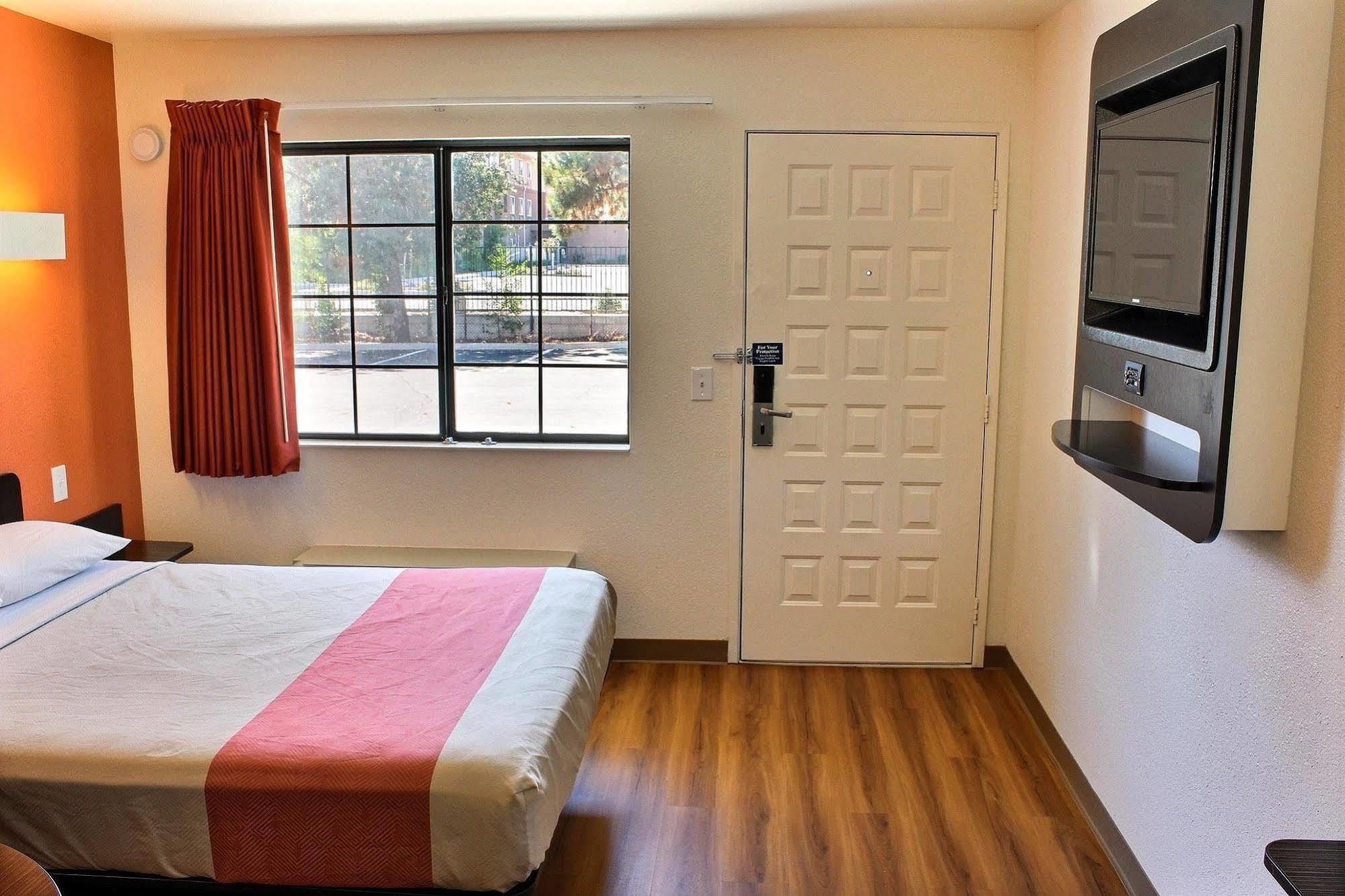 Motel 6-Paso Robles, Ca المظهر الخارجي الصورة