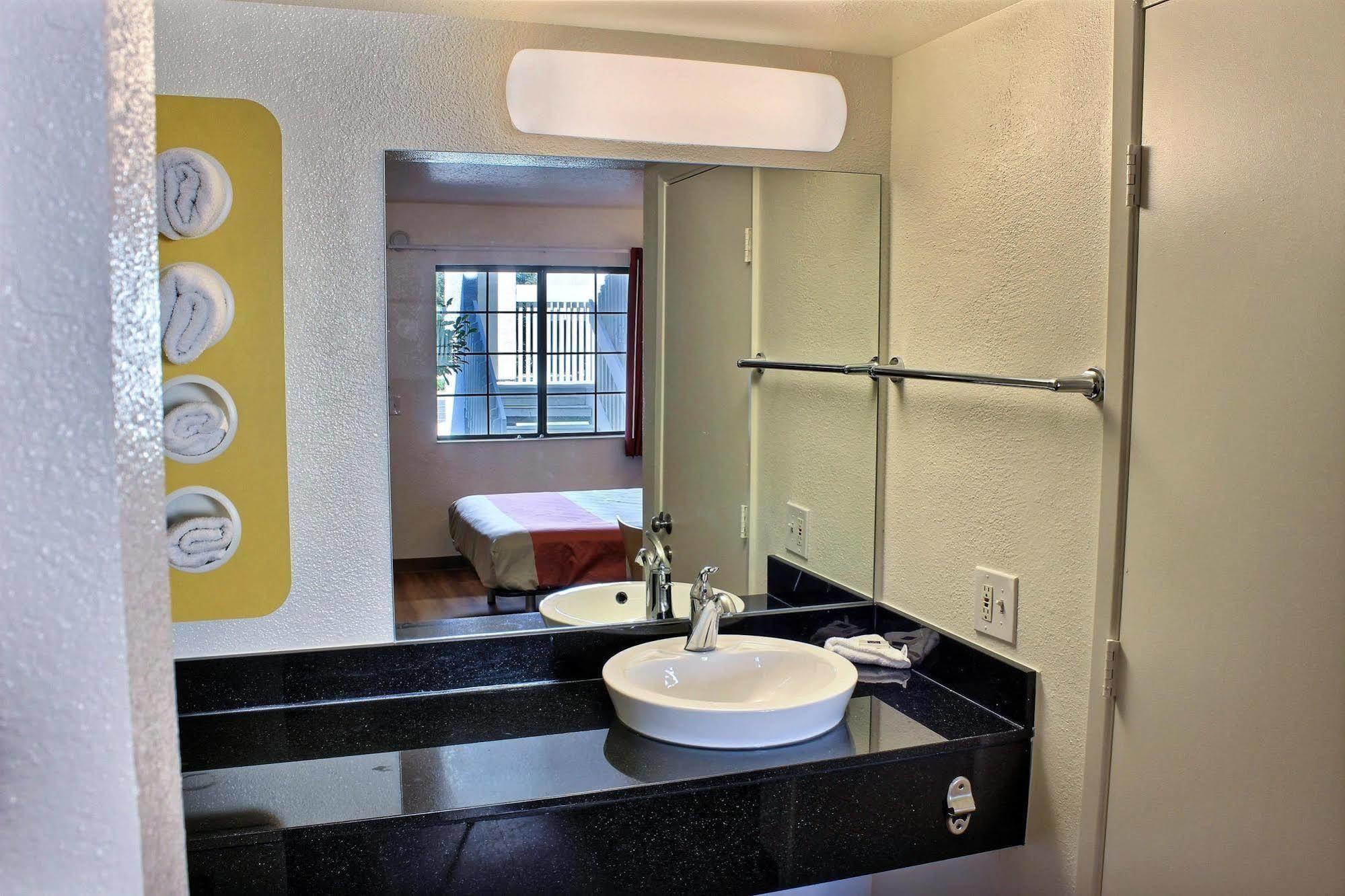 Motel 6-Paso Robles, Ca المظهر الخارجي الصورة