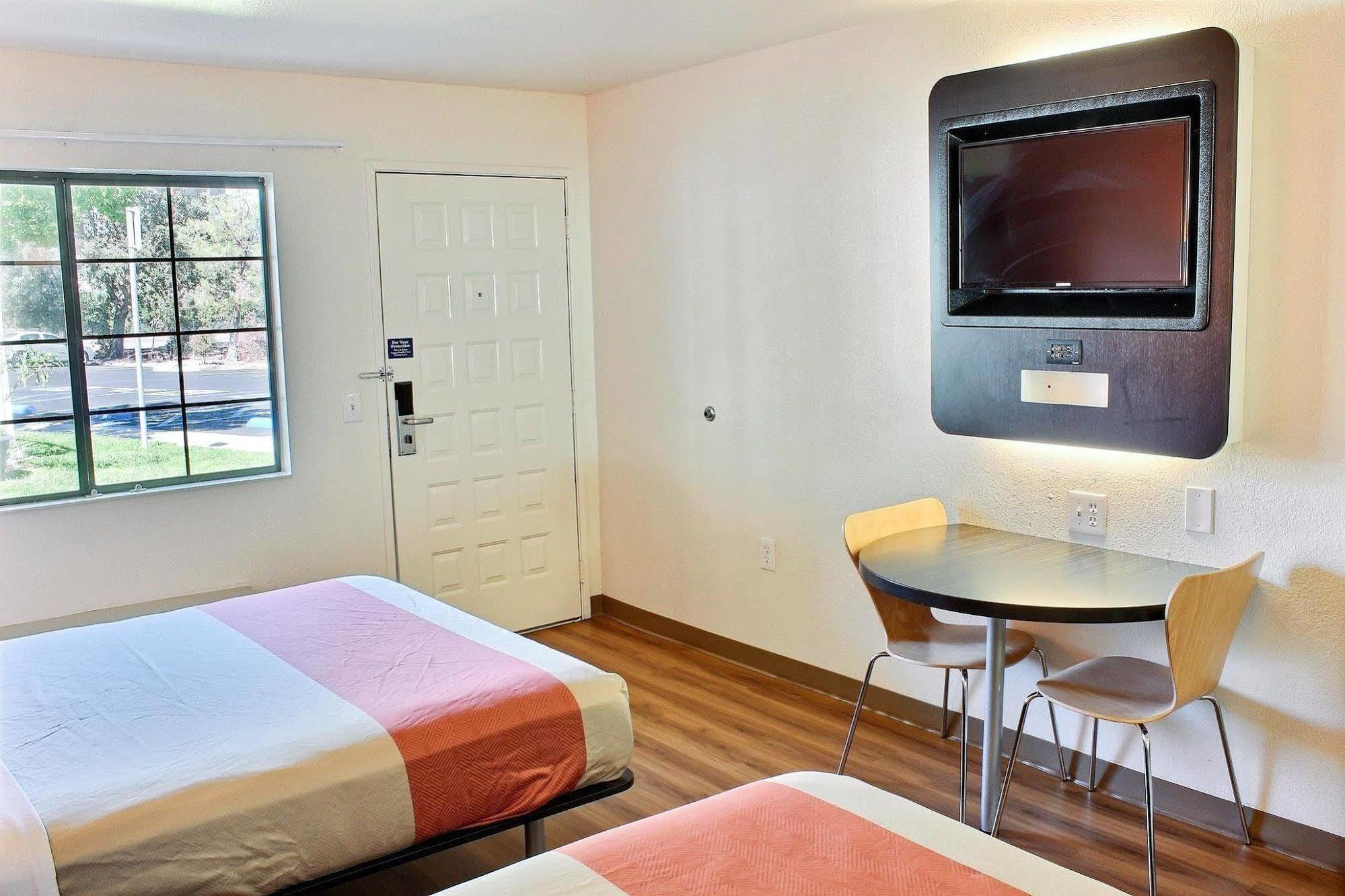 Motel 6-Paso Robles, Ca المظهر الخارجي الصورة